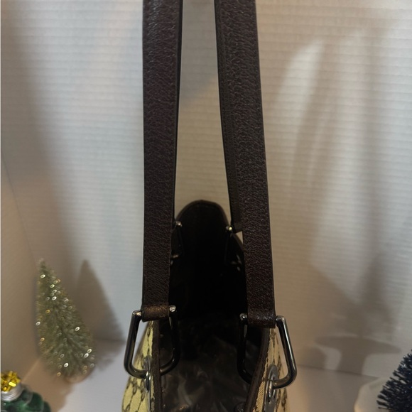 💥AUTHENTIC GUCCI Classic GG Signature Tote - Picture 13 of 16